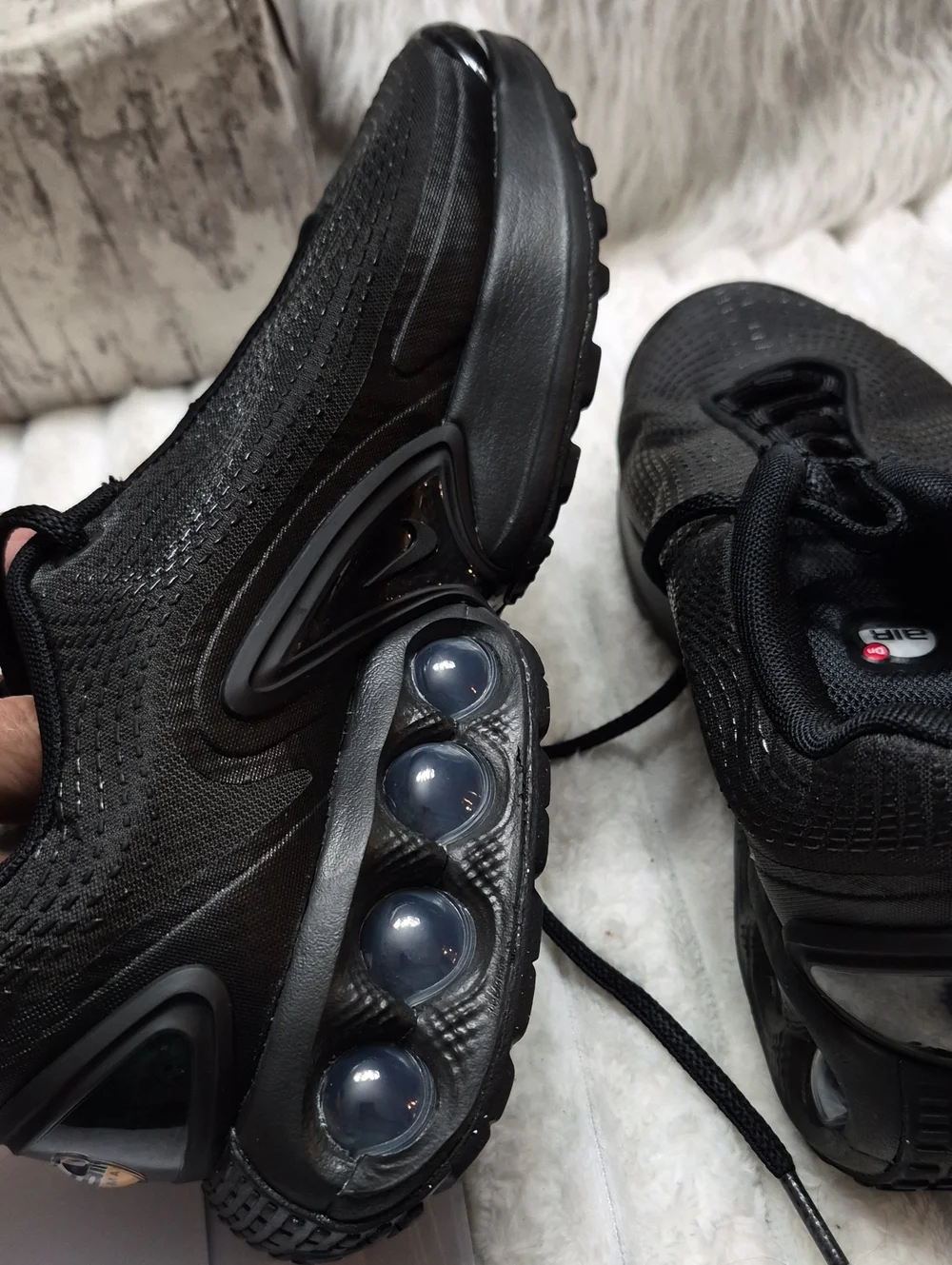 Nike Air Max DN Men's Sz 7 Eur 40 Sneakers $170